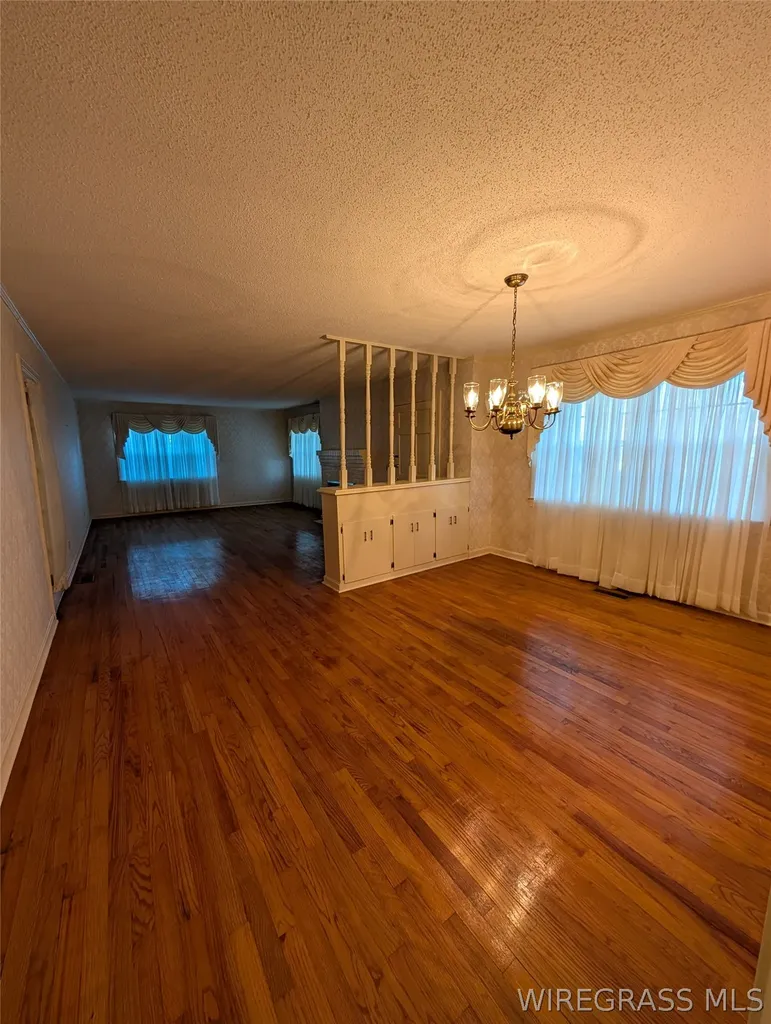 714 S Main Street Headland AL 36345