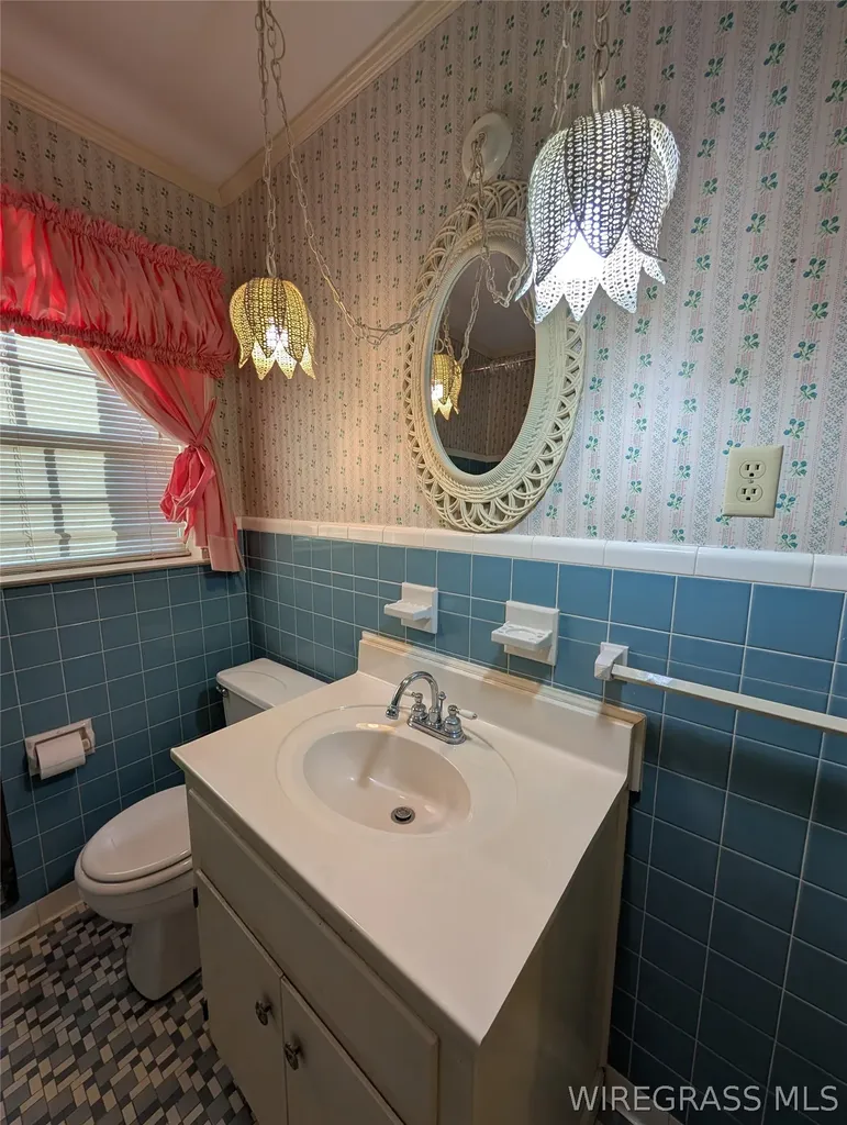 714 S Main Street Headland AL 36345