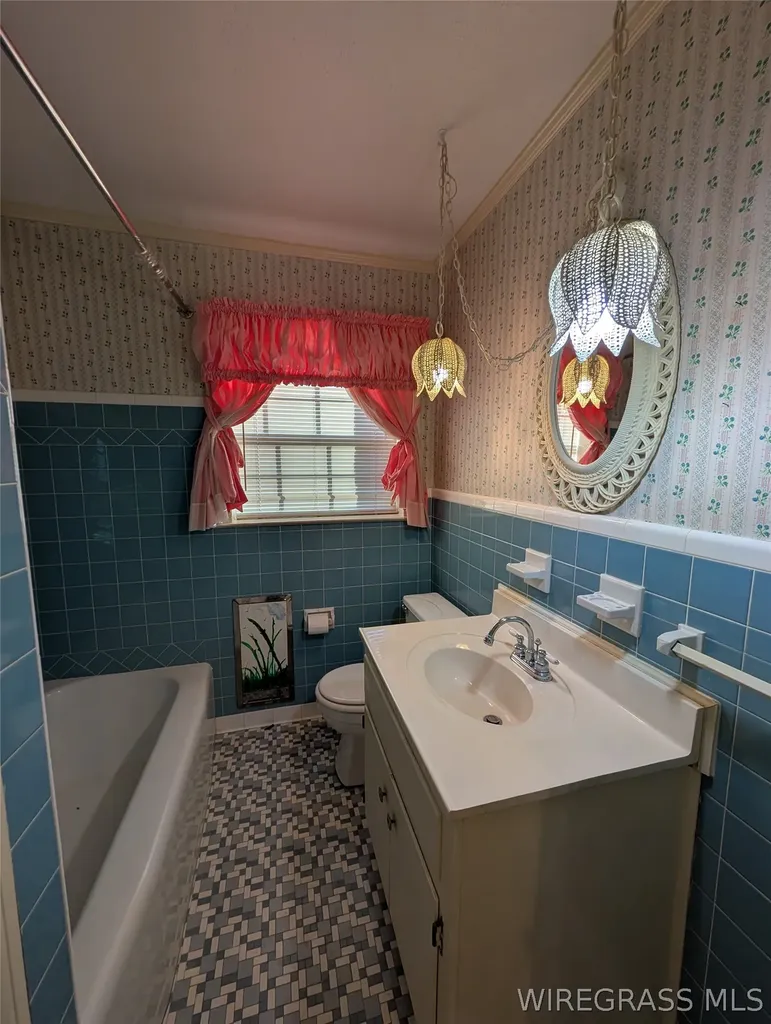 714 S Main Street Headland AL 36345