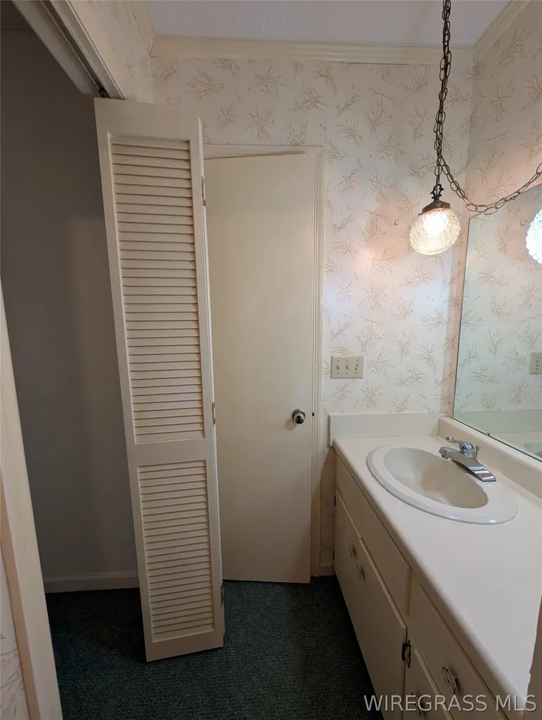 714 S Main Street Headland AL 36345