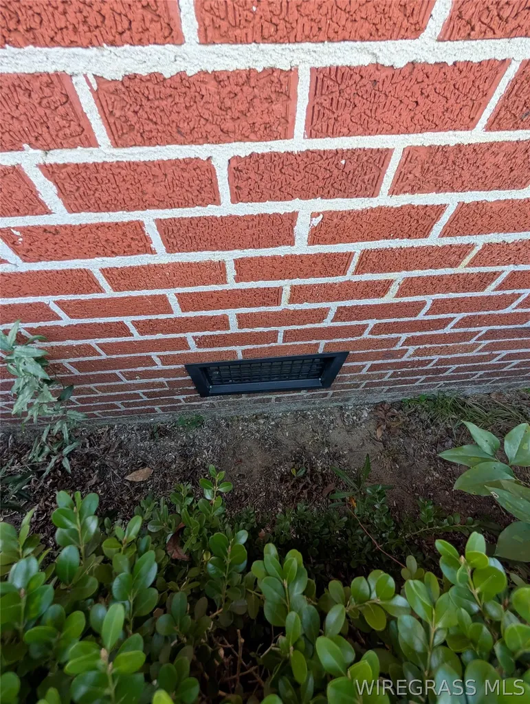 714 S Main Street Headland AL 36345