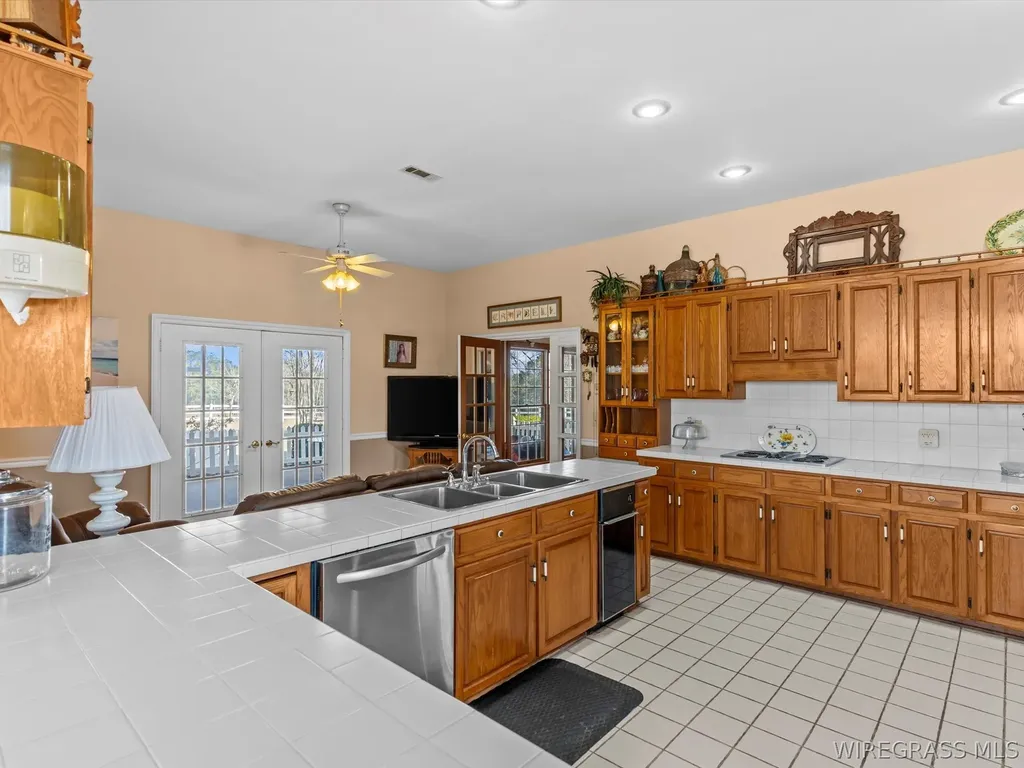 1420 County Road 41 Hartford AL 36344