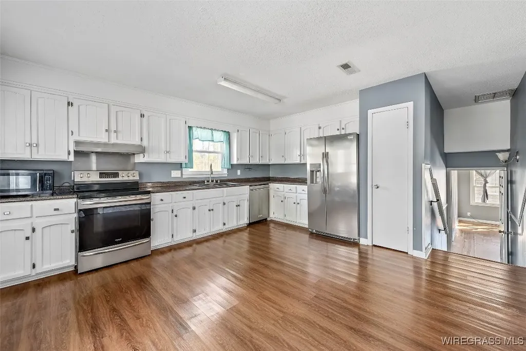 254 Wesley Drive Ozark AL 36360