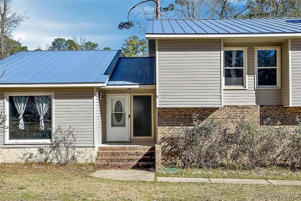 254 Wesley Drive Ozark AL 36360
