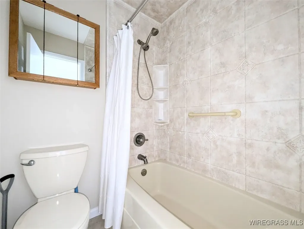 3117 Holland Road Newton AL 36352