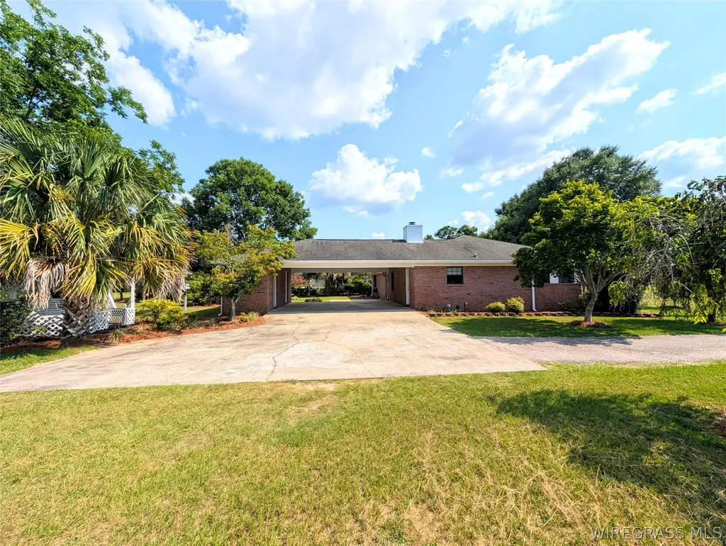 3117 Holland Road Newton AL 36352