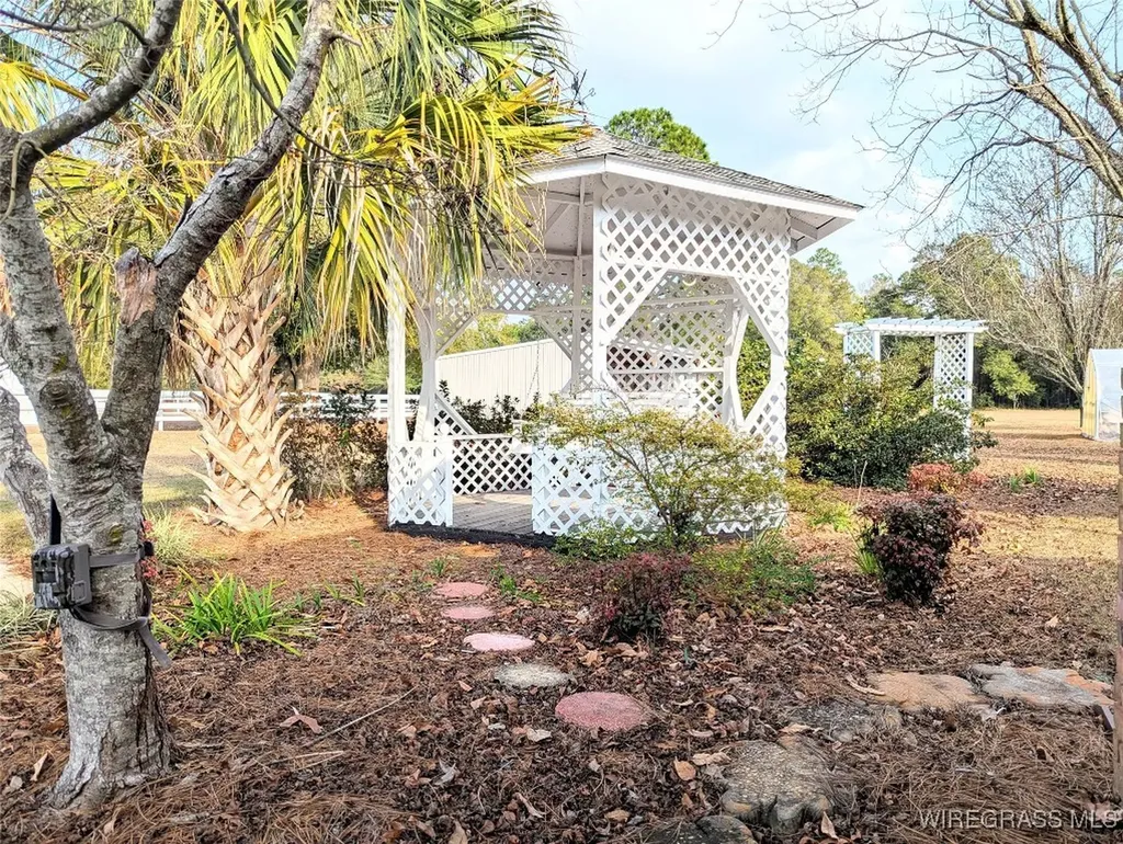 3117 Holland Road Newton AL 36352