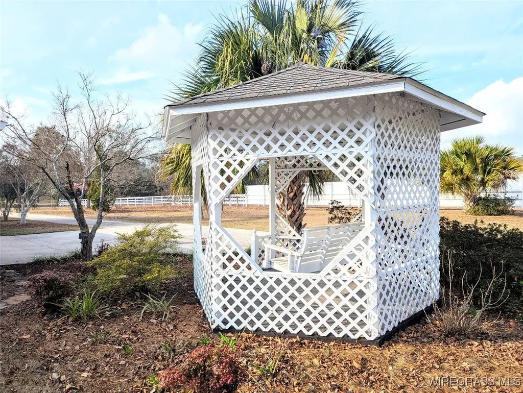 3117 Holland Road Newton AL 36352