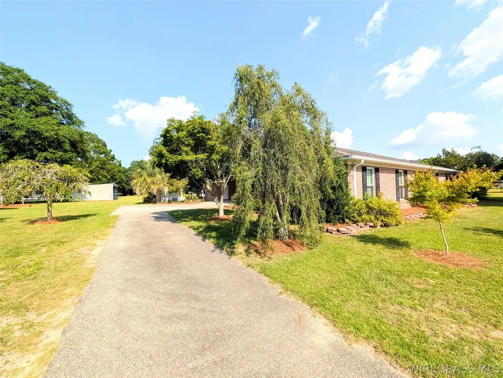 3117 Holland Road Newton AL 36352
