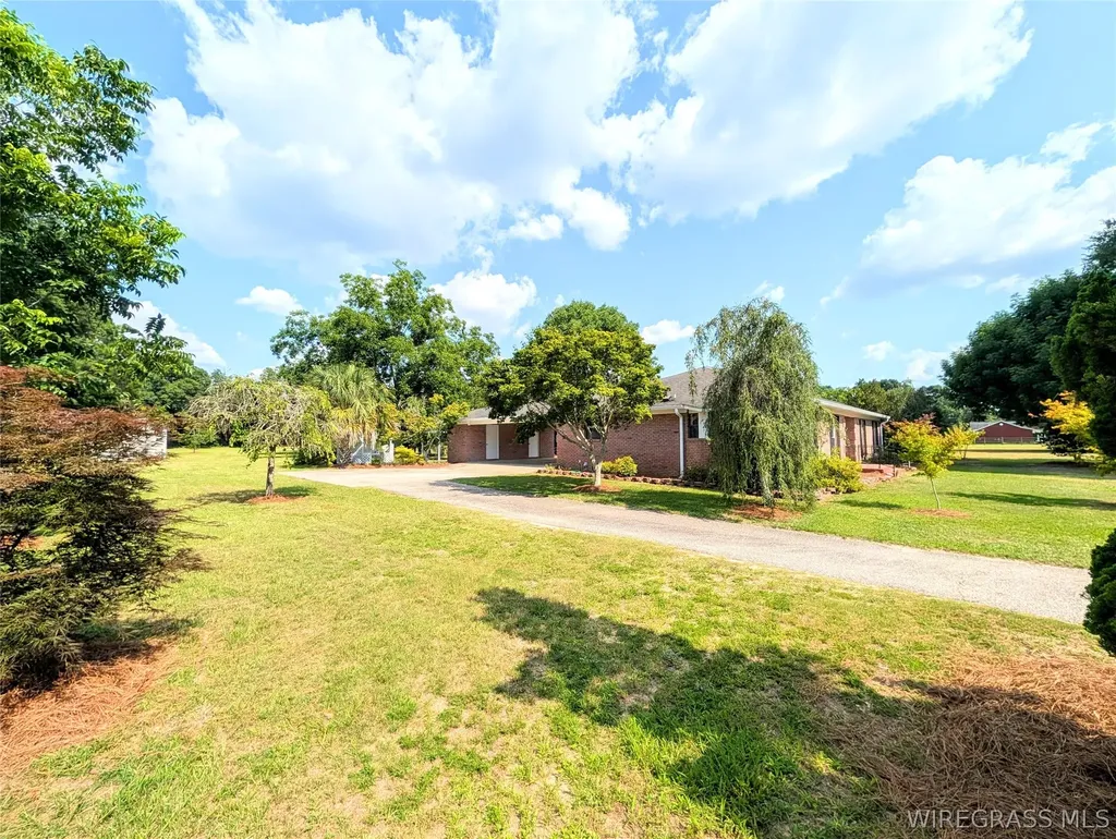 3117 Holland Road Newton AL 36352