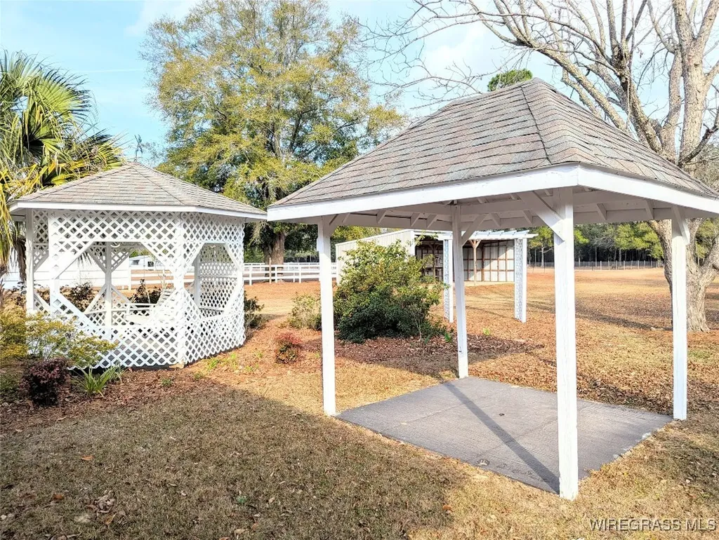 3117 Holland Road Newton AL 36352