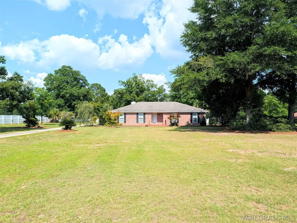 3117 Holland Road Newton AL 36352