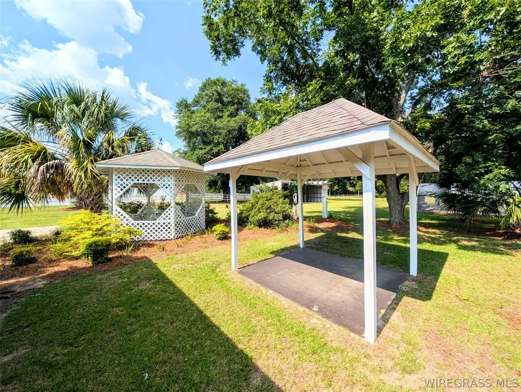 3117 Holland Road Newton AL 36352