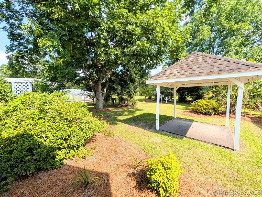 3117 Holland Road Newton AL 36352