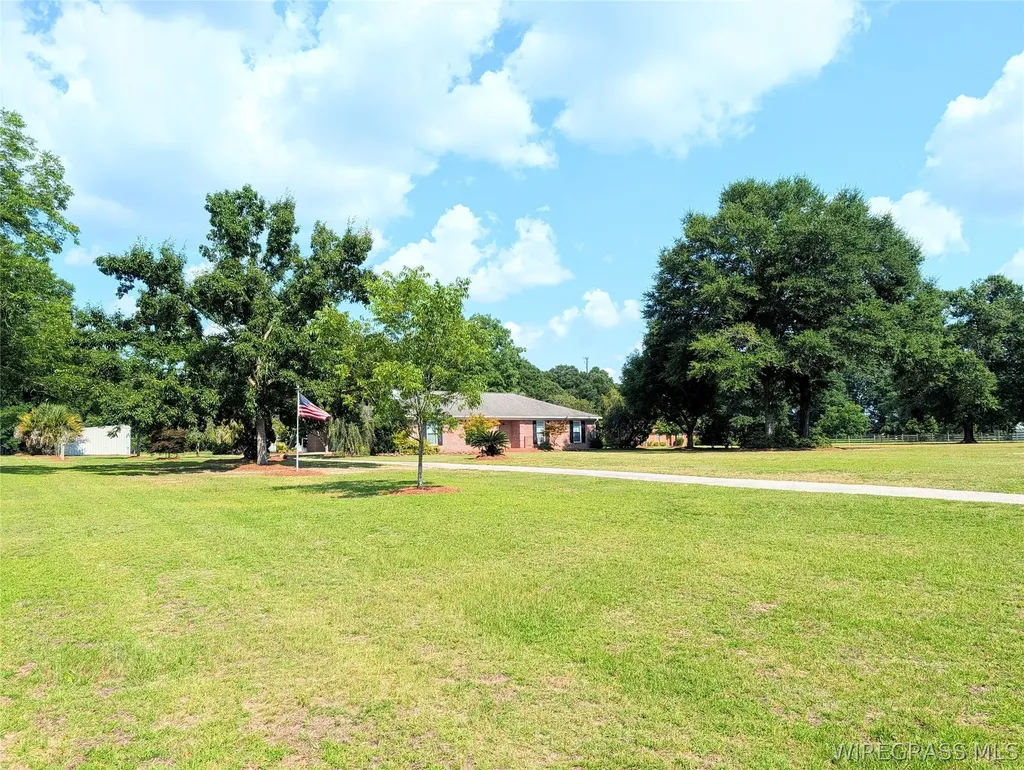 3117 Holland Road Newton AL 36352