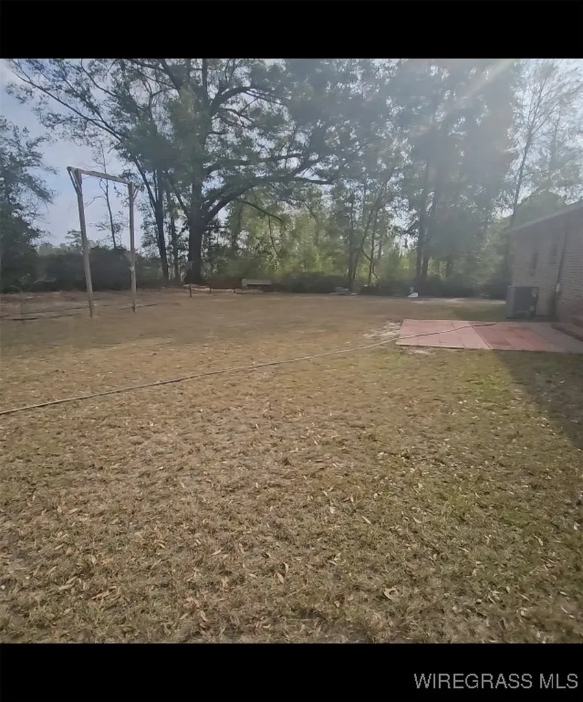 211 Young Street Brewton AL 36426