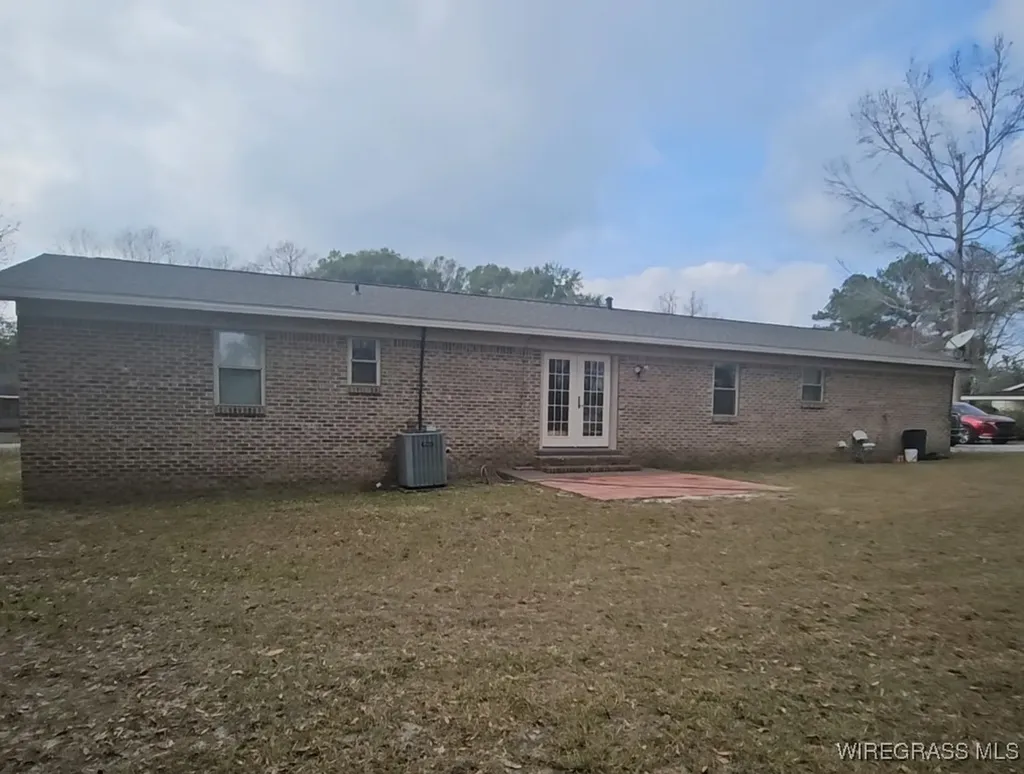 211 Young Street Brewton AL 36426