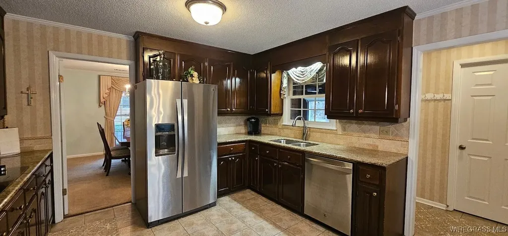 1538 E Roy Parker Road Ozark AL 36360