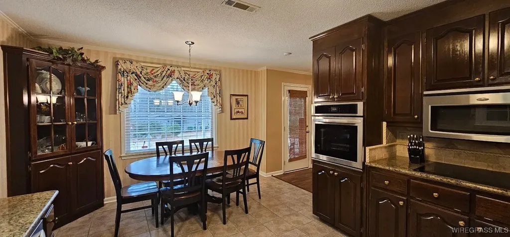 1538 E Roy Parker Road Ozark AL 36360