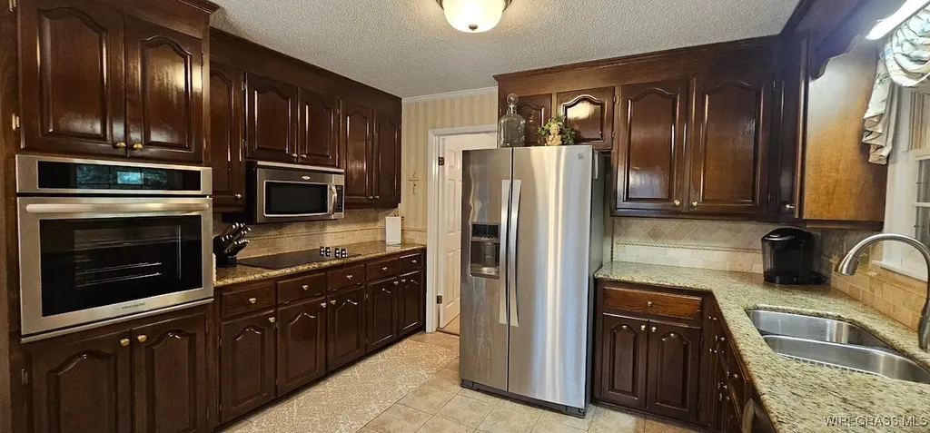 1538 E Roy Parker Road Ozark AL 36360