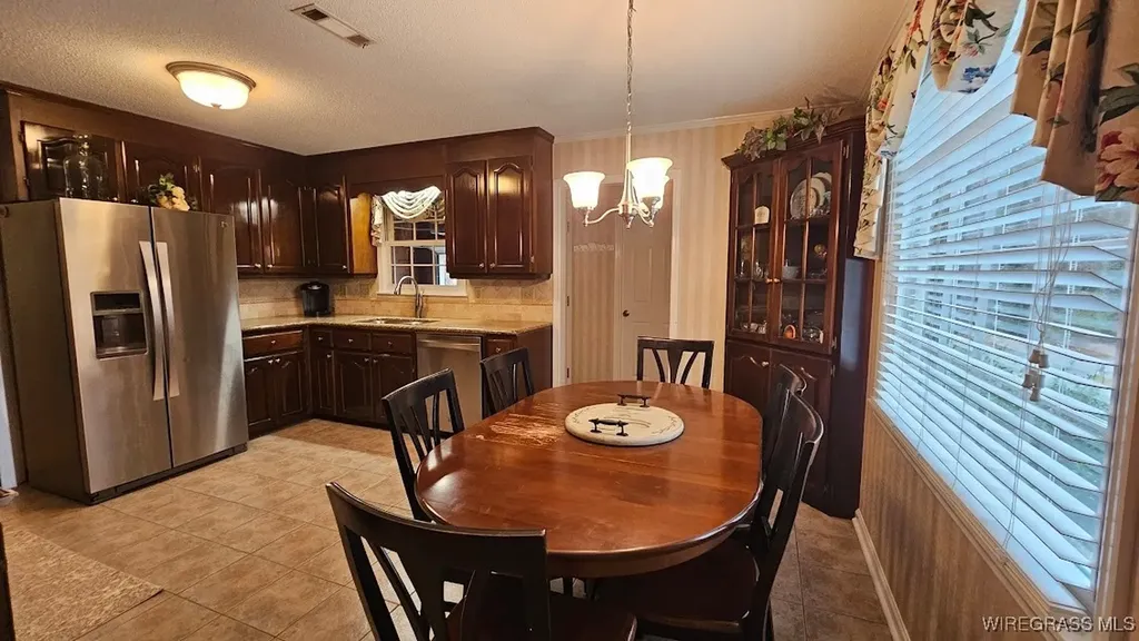 1538 E Roy Parker Road Ozark AL 36360