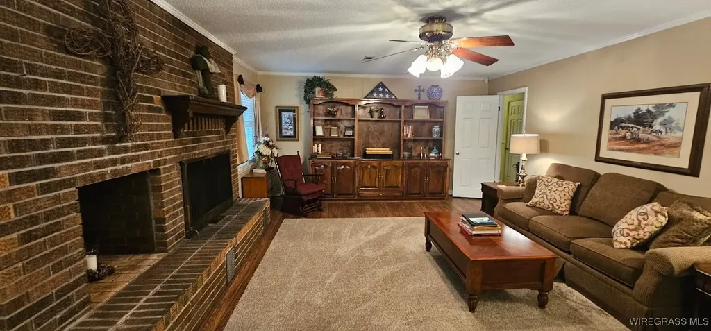 1538 E Roy Parker Road Ozark AL 36360