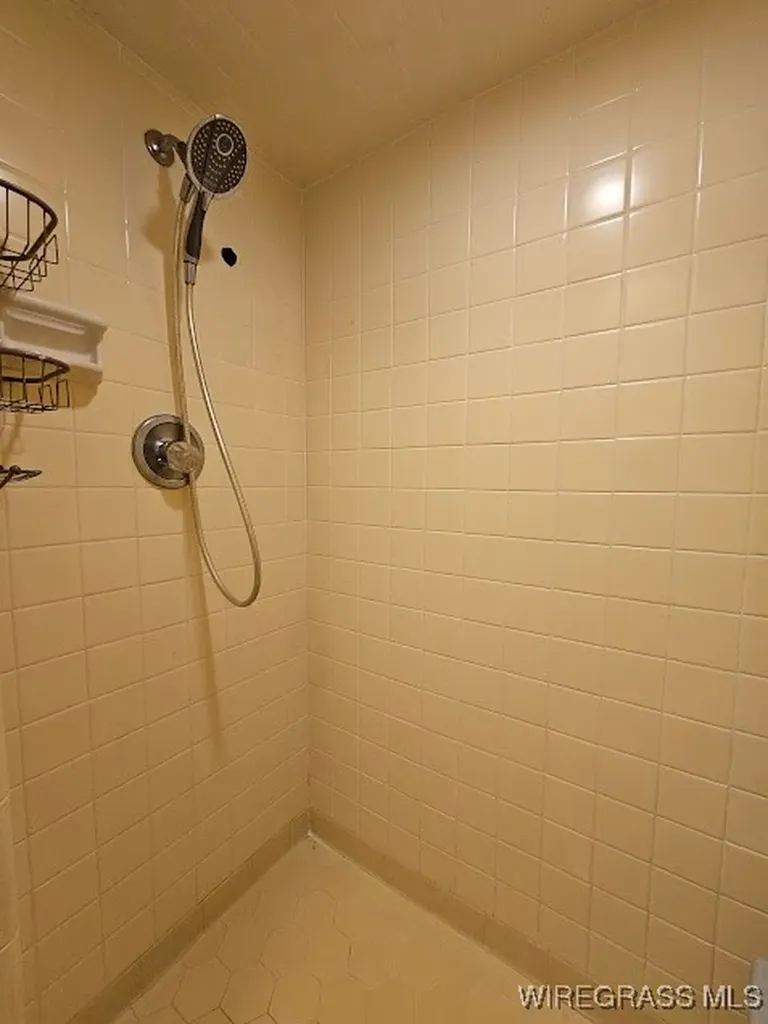 1538 E Roy Parker Road Ozark AL 36360