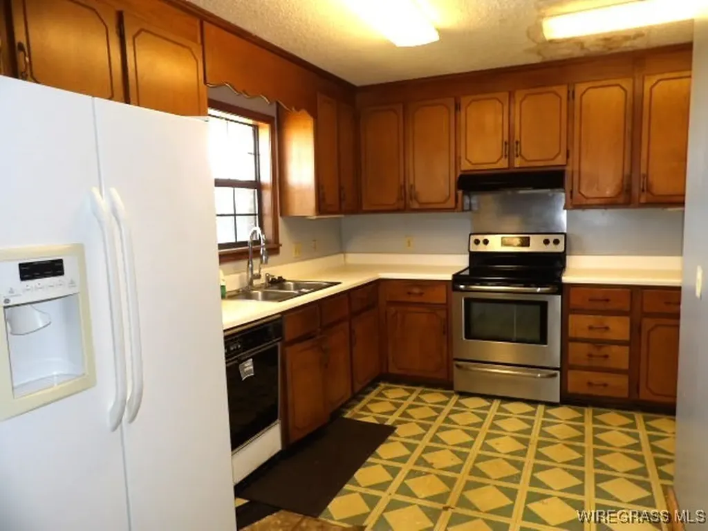 43 Harrison Drive Daleville AL 36322