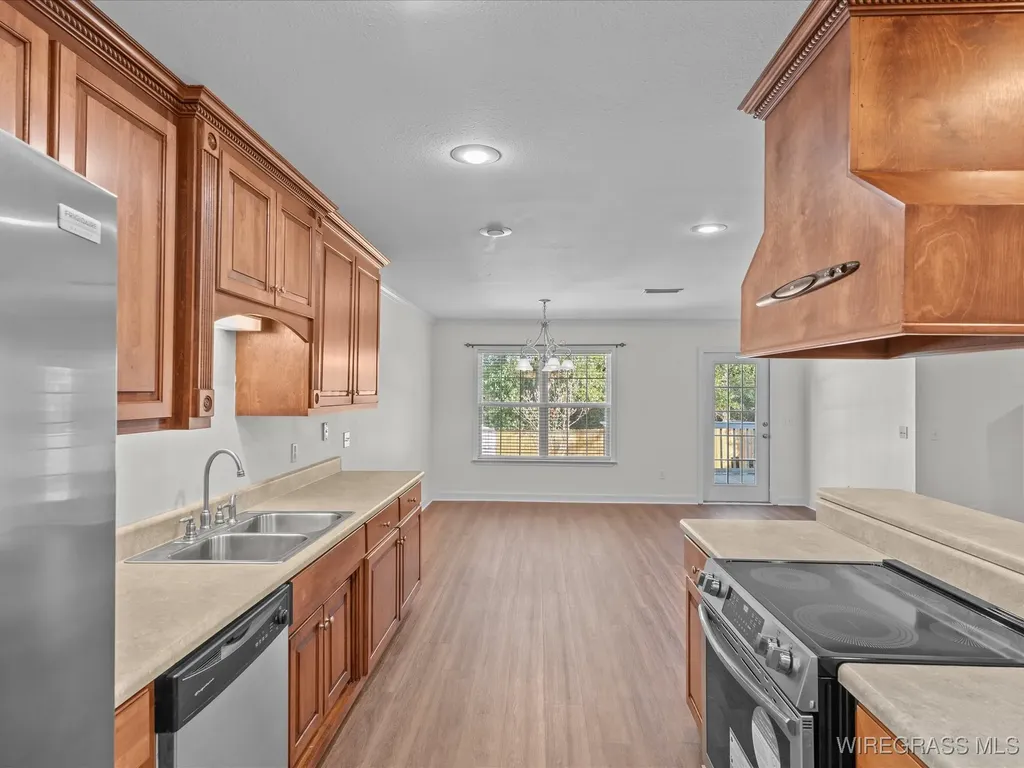 232 Windsor Garden Drive Enterprise AL 36330