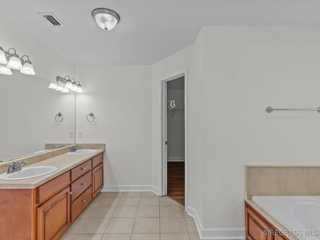 232 Windsor Garden Drive Enterprise AL 36330