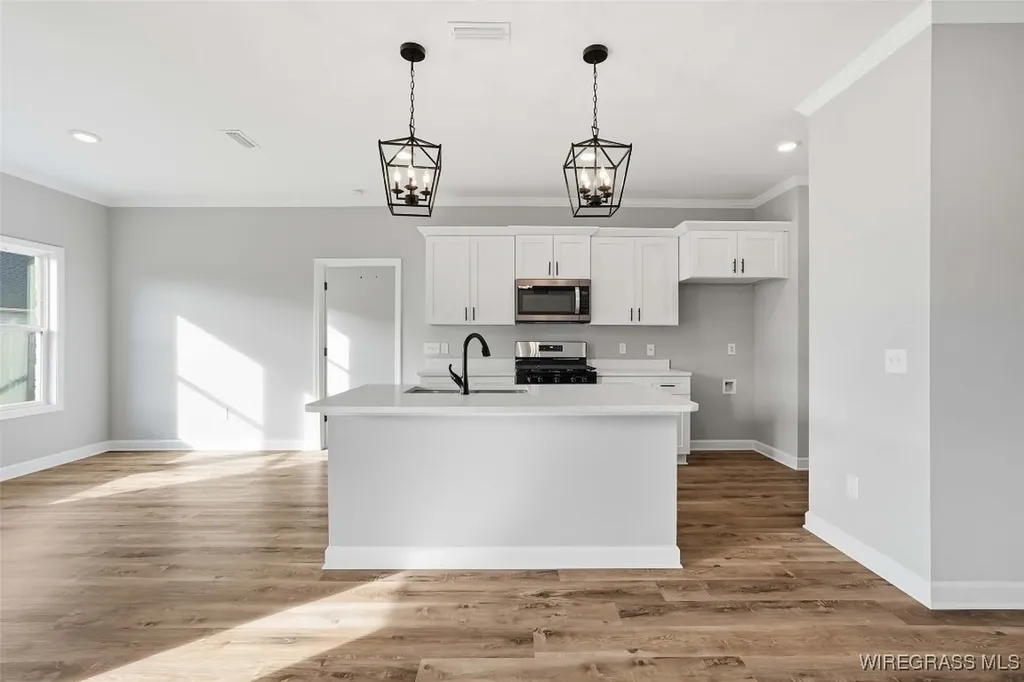 313 Thornbird Loop Enterprise AL 36330