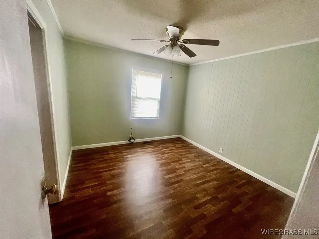 654 Claxton Avenue N Elba AL 36323