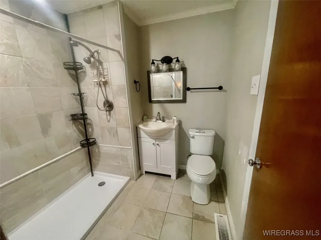 654 Claxton Avenue N Elba AL 36323