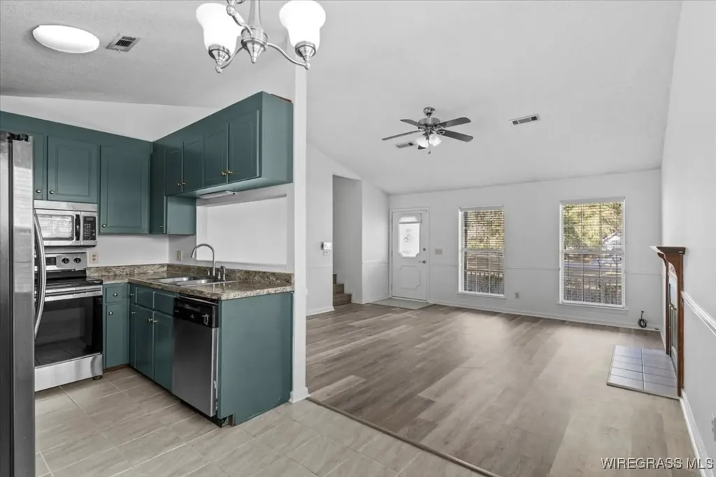 1371 Whittle Hudson Road Ozark AL 36360