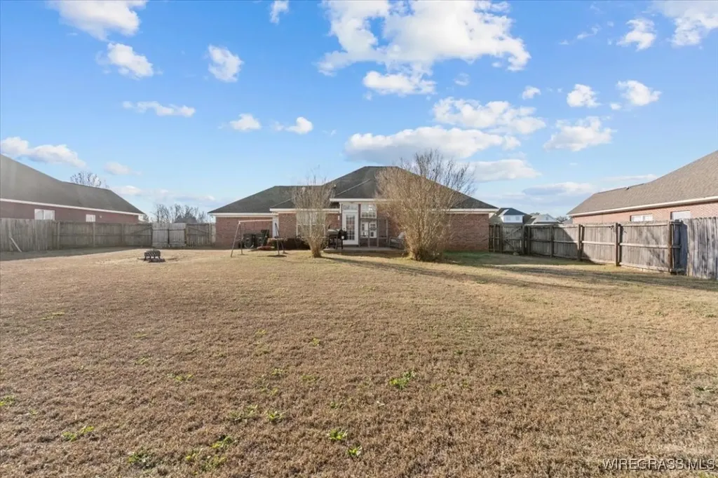 158 Hannah Road Daleville AL 36322