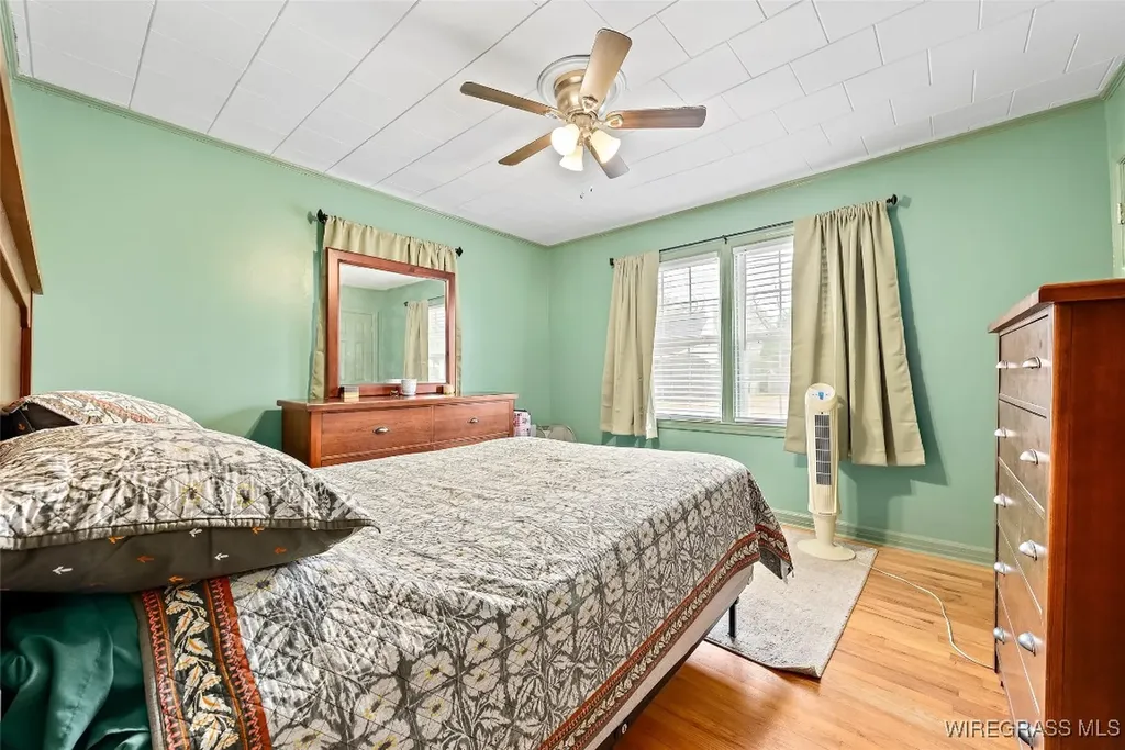 107 Forrest Street Headland AL 36345
