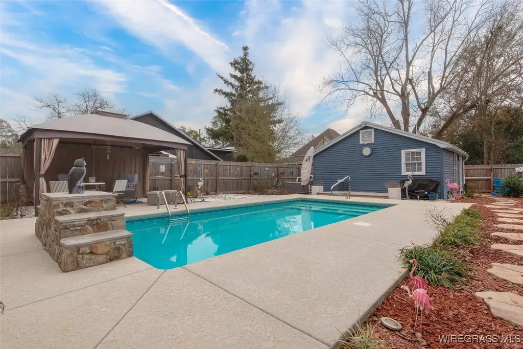107 Forrest Street Headland AL 36345