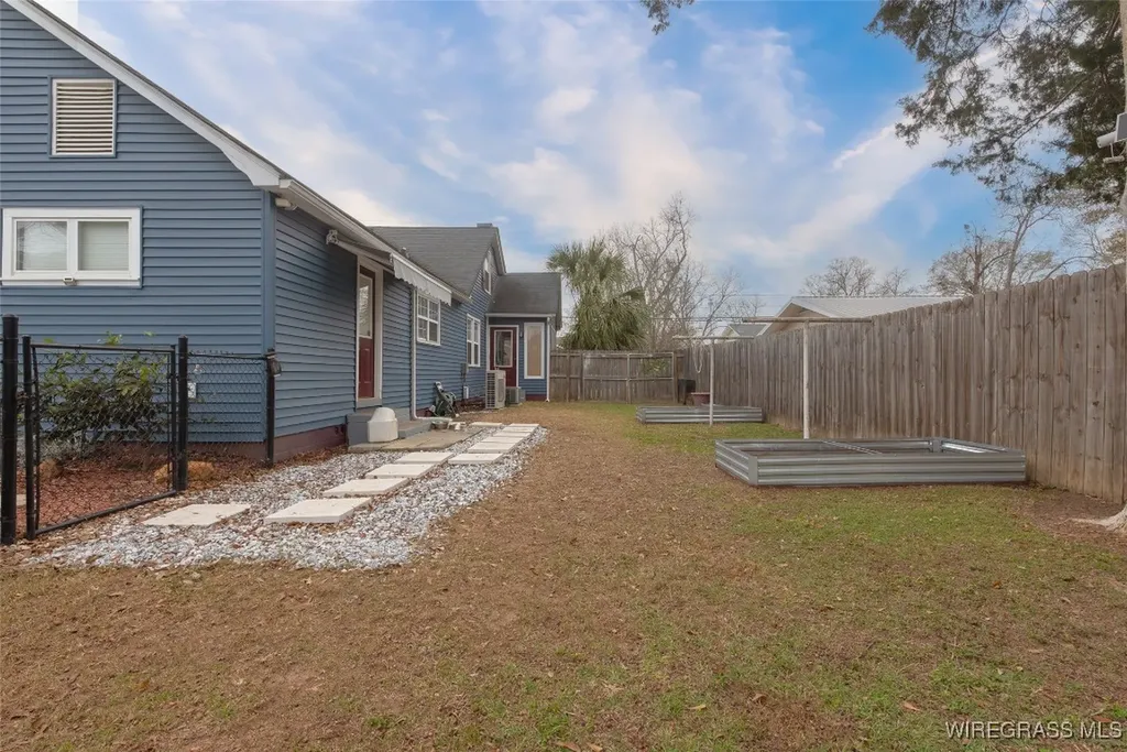 107 Forrest Street Headland AL 36345