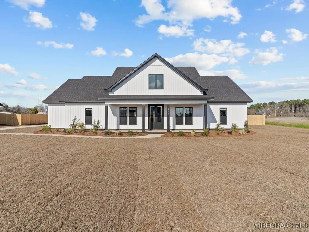 291 County Road 761 Enterprise AL 36330