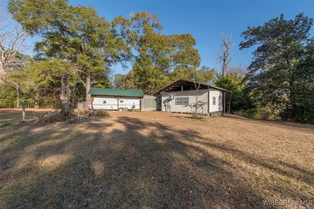 347 N Martin Street Geneva AL 36340