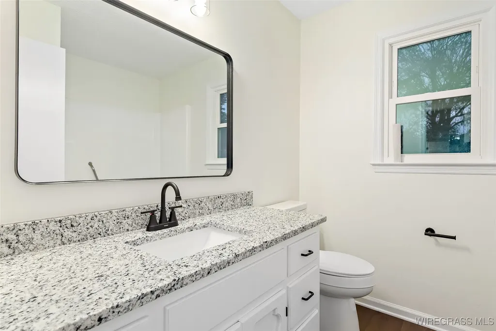 200 Brookshire Drive Enterprise AL 36330