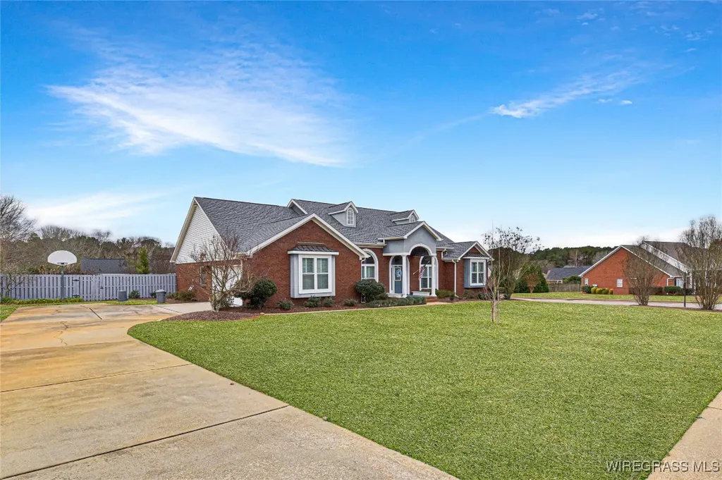 300 Inverness Drive Dothan AL 36305