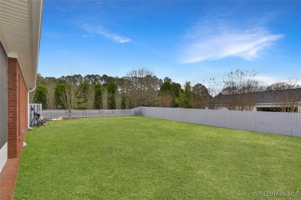 300 Inverness Drive Dothan AL 36305