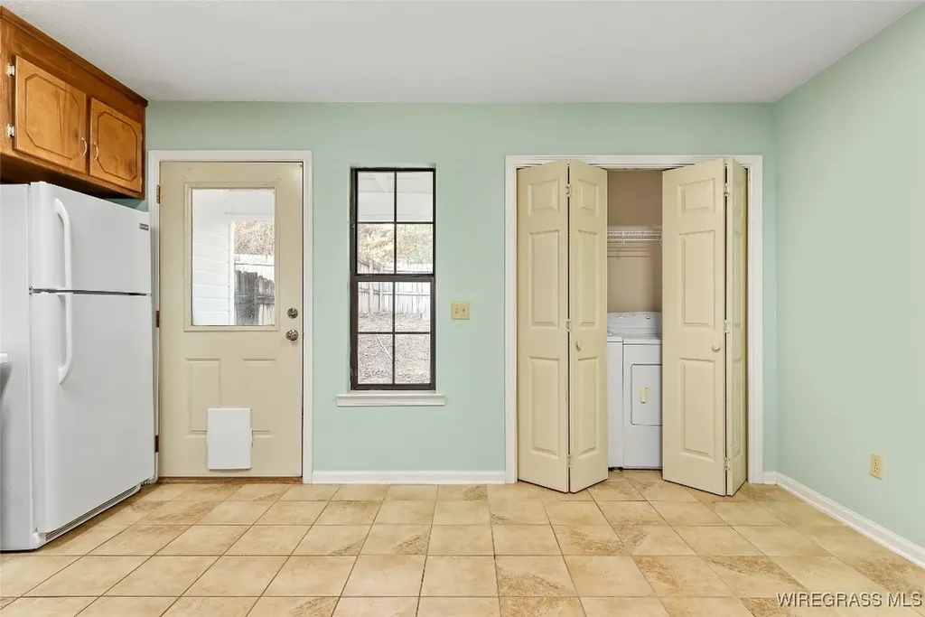 197 Lakeview Drive Daleville AL 36322