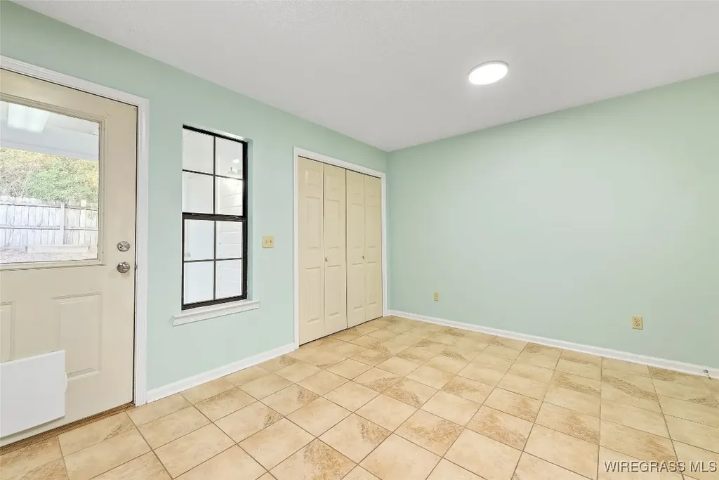 197 Lakeview Drive Daleville AL 36322