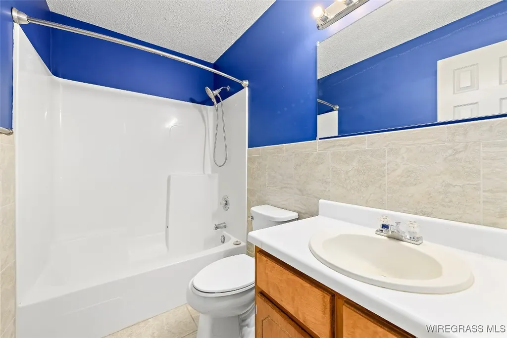 197 Lakeview Drive Daleville AL 36322