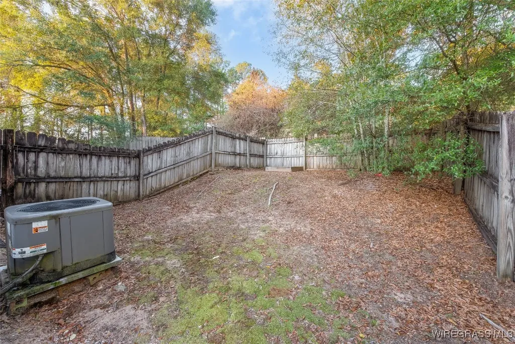 197 Lakeview Drive Daleville AL 36322