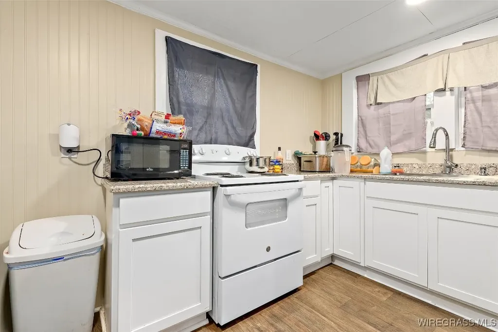 300 Bell Street Enterprise AL 36330