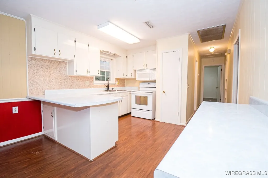 1012 Trawick Road Dothan AL 36305