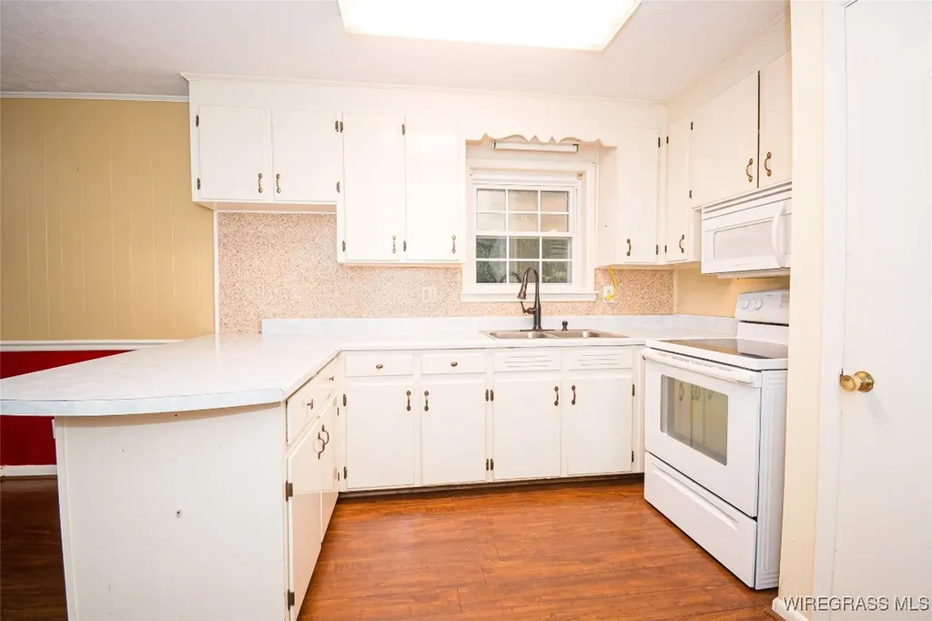 1012 Trawick Road Dothan AL 36305